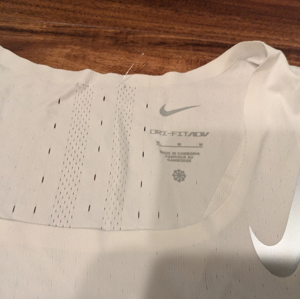 Nike White Chicago Marathon Men Medium Tank Top New 012025 - Picture 3 of 6